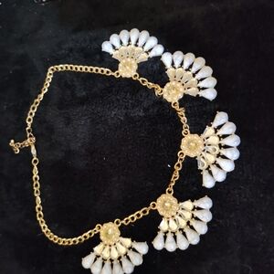 Elegant Gold and White Fan Necklace